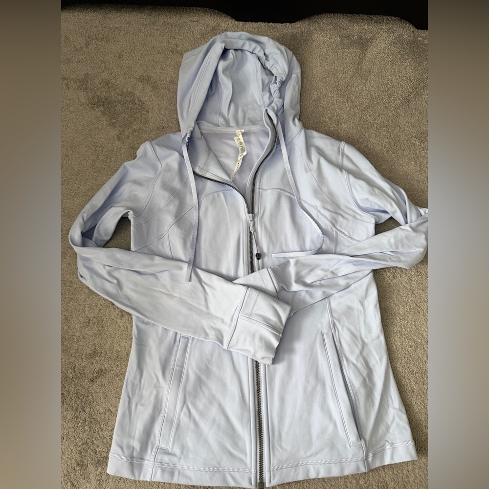 NWOT Lululemon Nulu Hooded Define Jacket Size 12 in Pastel Blue